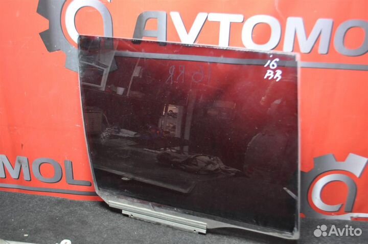 Стекло двери заднее правое toyota corolla EE98V