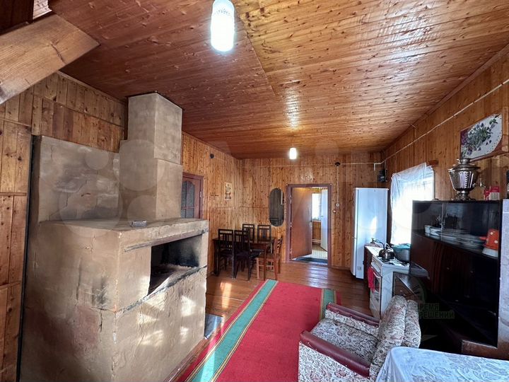 Дом 50 м² на участке 6,2 сот.