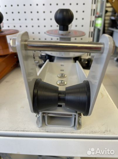 Лебедка ручная на лодку / катер. Механическая