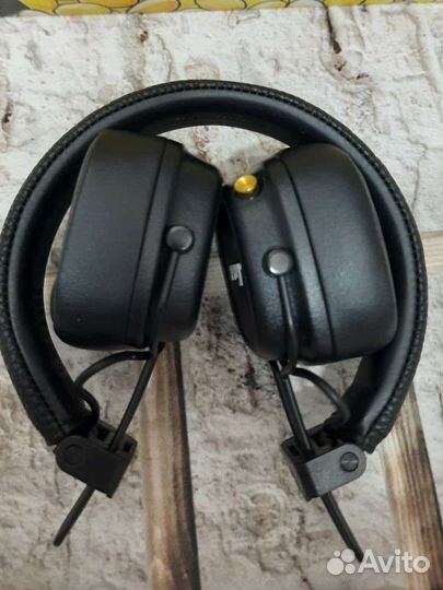 Беспроводные наушники marshall major 4