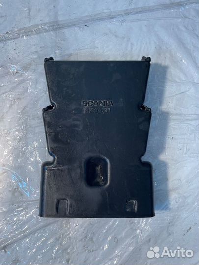 Крышка Scania