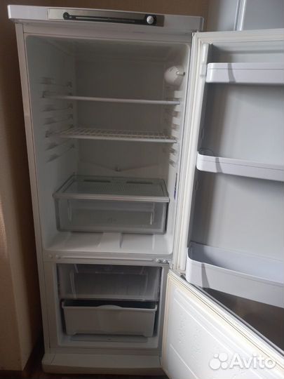 Холодильник бу indesit