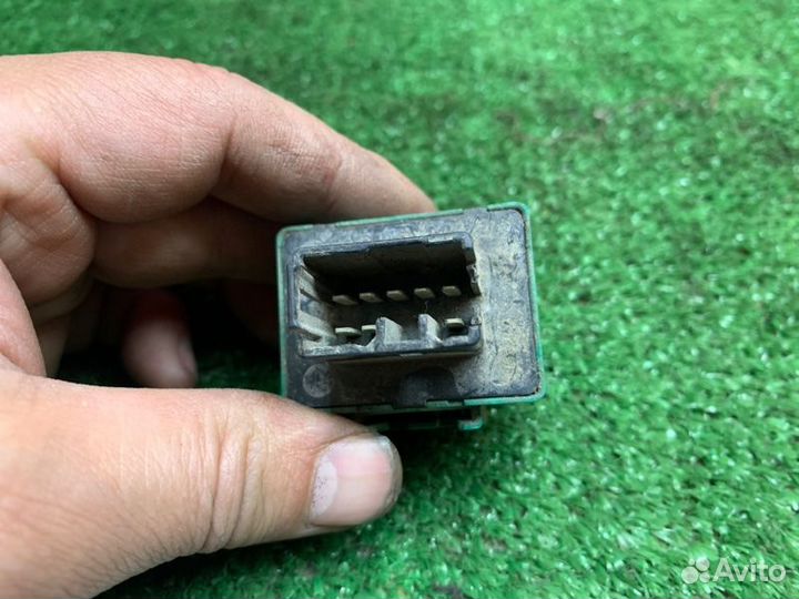 Реле поворота Toyota Mark Ii GX110 1GFE