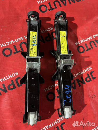 Домкрат Audi A4 B8