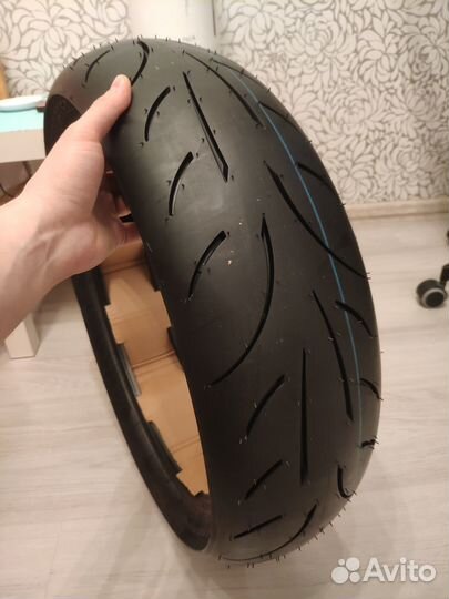 Metzeler Sportec M9RR 110/70/17 - 150/60/17