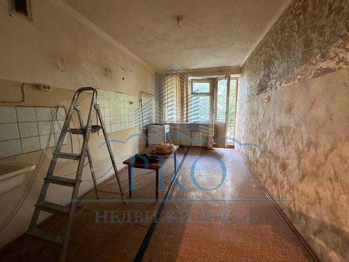 2-к. квартира, 55 м², 2/5 эт.