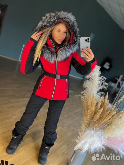 Куртка женская на мембране черн/красн