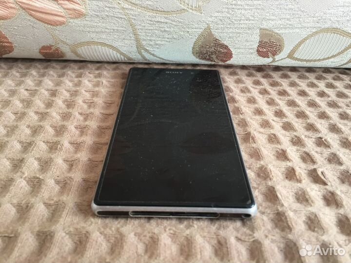 Sony Xperia Z1, 2/16 ГБ