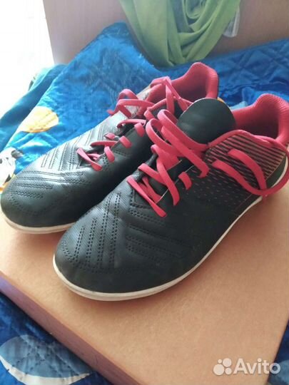 Бутсы, футзалки, защита детские. 35 размеры