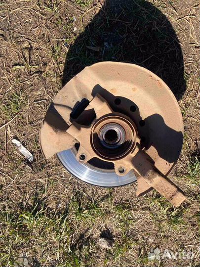 Поворотный клак LADA Granta