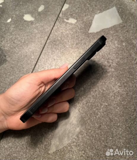 iPhone 15, 128 ГБ
