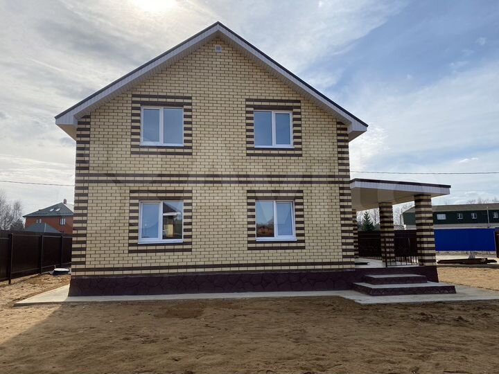 Дом 165 м² на участке 6,7 сот.