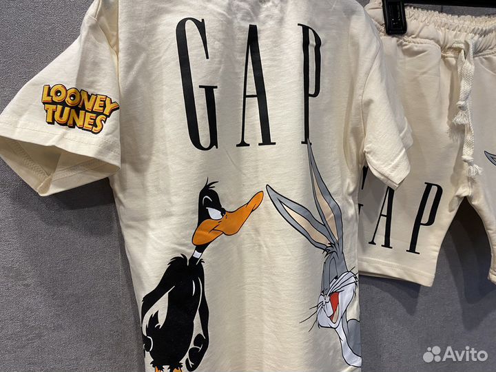 Костюм Новый на мальчика Gap