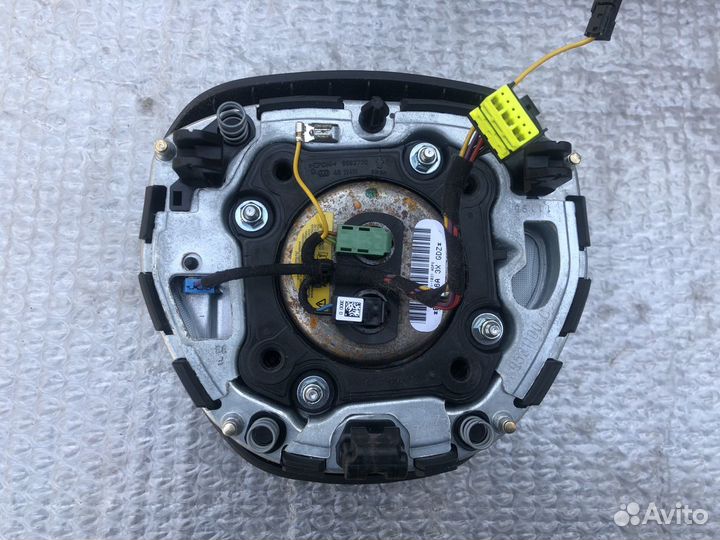 Подушка безопасности в руль BMW 7 F01 F02 08-12