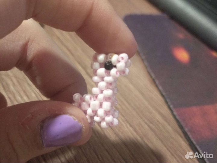 Динозавр из биссера