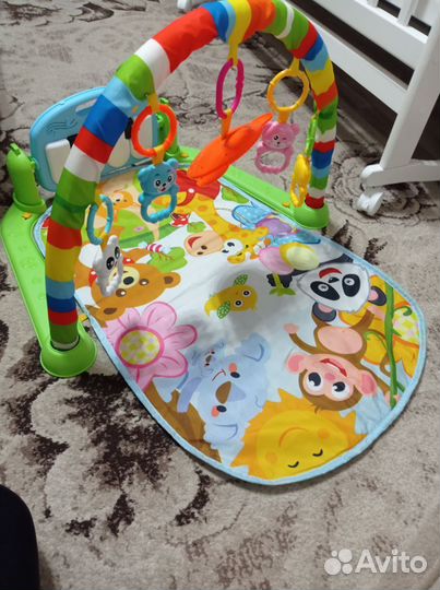 Развивающий коврик с пианино