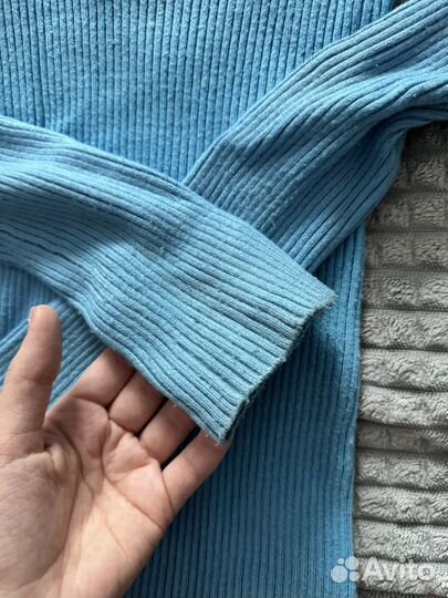 Кофта голубая женская