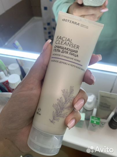 Очищающий гель для лица doterra Facial Cleanser