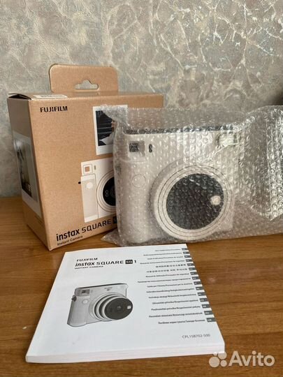 Fujifilm Square instax SQ1 Фотоаппарат