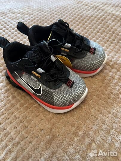 Кроссовки nike детские