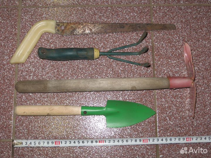 Садовый инструмент