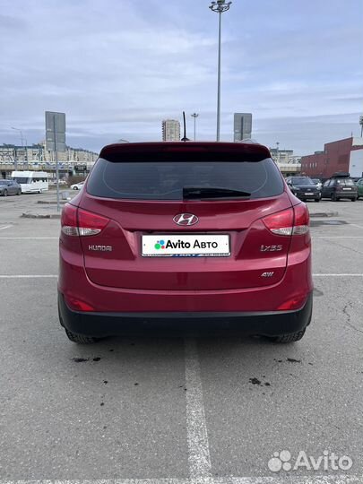 Hyundai ix35 2.0 AT, 2011, 173 190 км