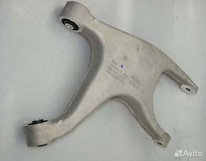 Нижний рычаг задней подвески правый Audi A7