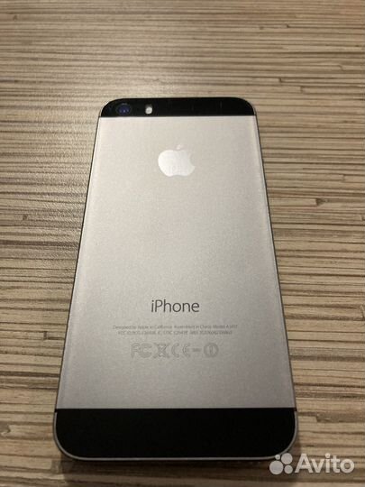 iPhone 5S, 16 ГБ