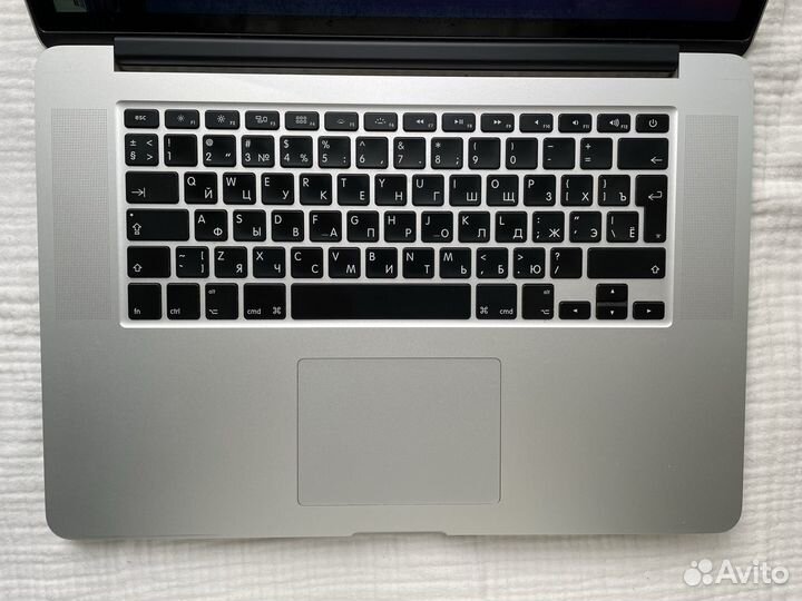 Apple macbook pro 15 mid 2014