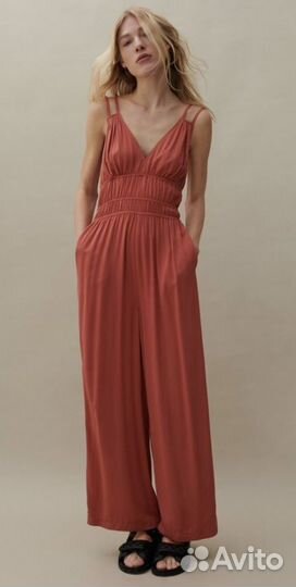 Комбинезон из вискозы