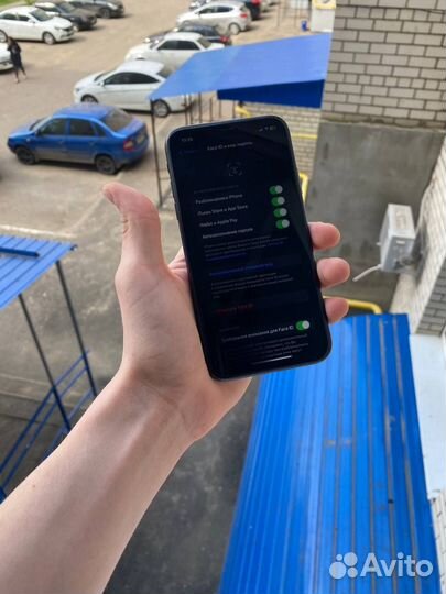 iPhone Xr, 64 ГБ