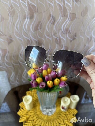 Солнцезащитные очки женские