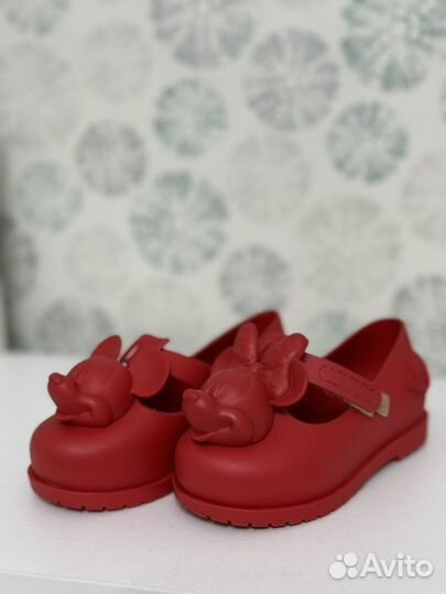 Обувь для девочки
