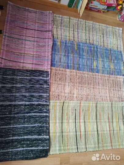 Домотканые половики разноцветные