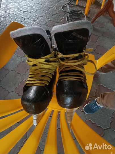 Коньки bauer supreme 1S размер 40