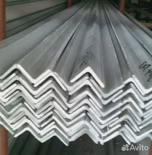 Уголок стальной