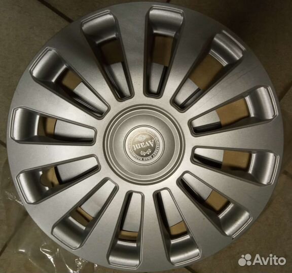 Колпаки на колеса 4шт r 15