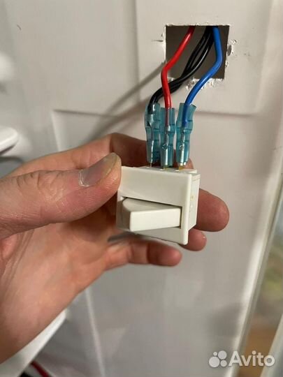 Ремонт стиральных машин/Посудомоек/Холодильников