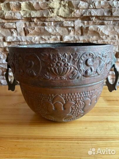 Старинная чаша. Кашпо из меди