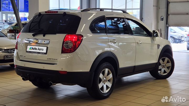 Chevrolet Captiva 2.4 AT, 2010, 178 900 км