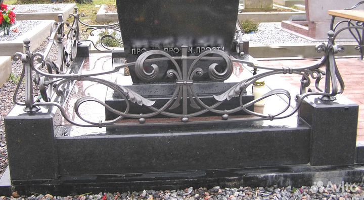 Оградки на могилу