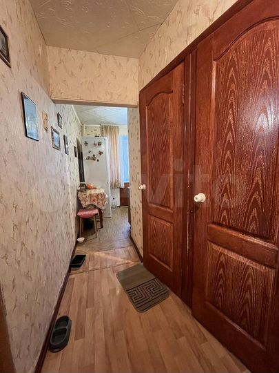 Доля в 2-к. квартире, 40,6 м², 1/5 эт.