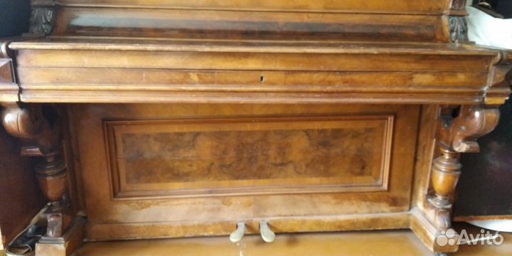 Старинное немецкое пианино