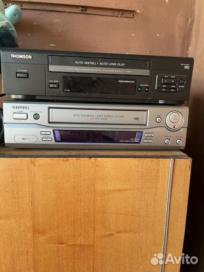 Видеомагнитофон