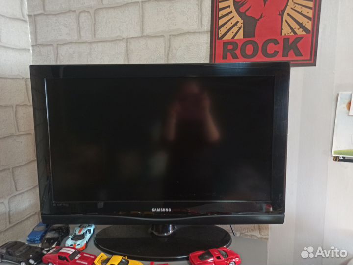 Телевизор samsung