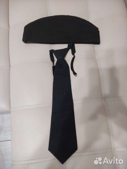 Пилотка и галстук