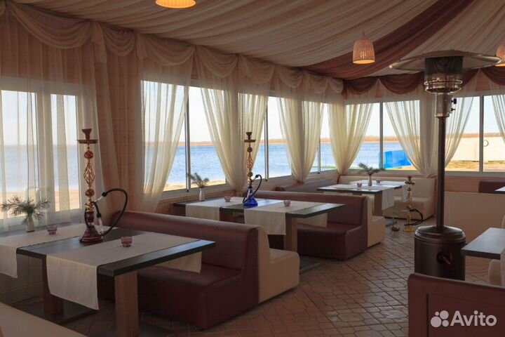 Управляющий кафе рестораном мини отелем