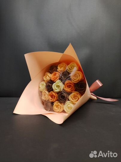 Шоколадные Розы - 19 шт в Букете