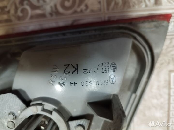 Фонари задние на мерседес 210