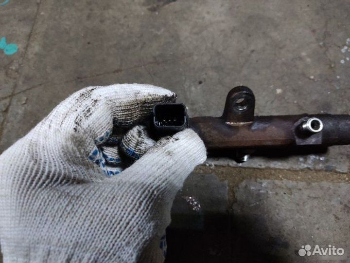 Рампа топливная Renault Megane 2